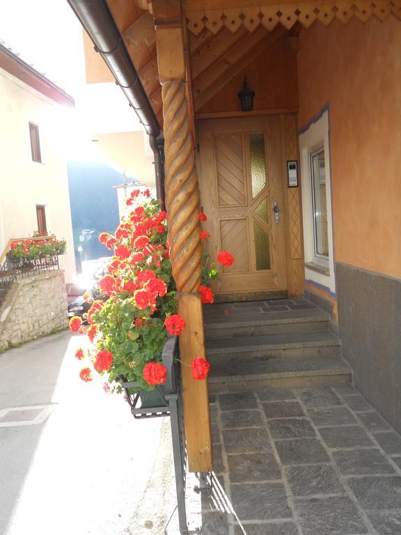 Albergo Alpino Арабба Екстериор снимка