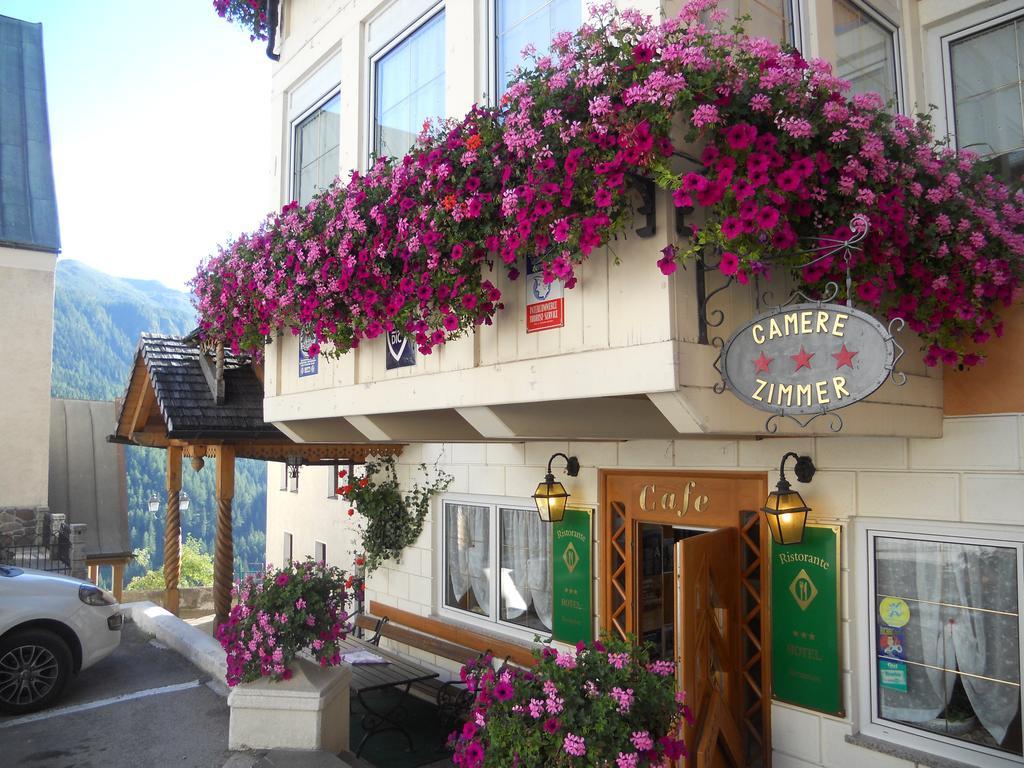 Albergo Alpino Арабба Екстериор снимка