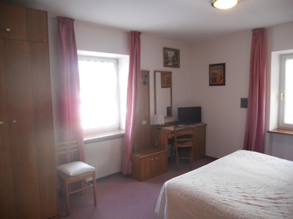Albergo Alpino Арабба Стая снимка